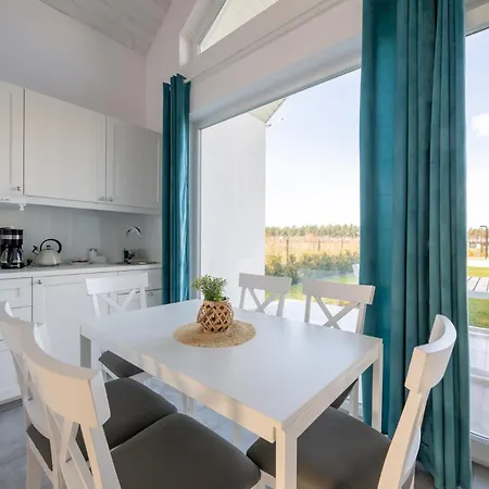 ロッジ Sunhouses - Nad Morzem ダルウォボ