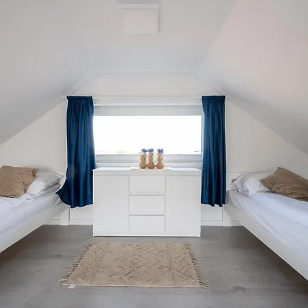 Sunhouses - Nad Morzem *