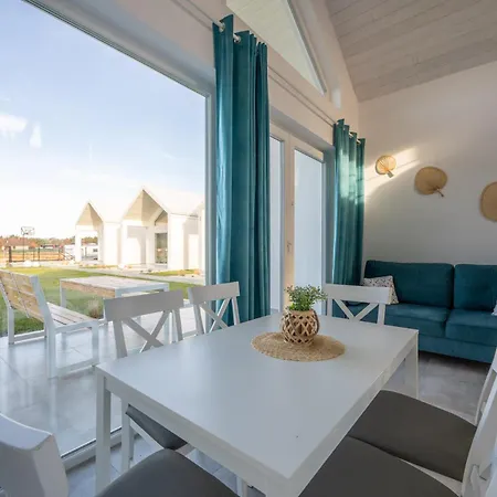 Sunhouses - Nad Morzem ロッジ *