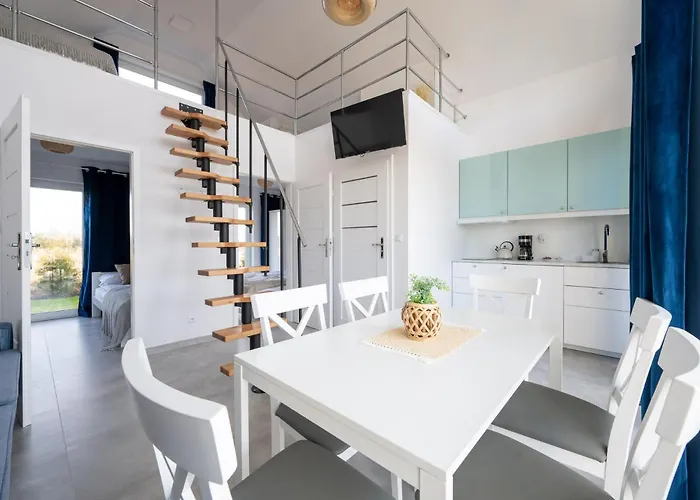 Sunhouses - Nad Morzem